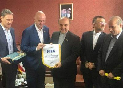 وزارت ورزش: از فیفا و AFC انتقاد کنید نه از داخلی ها!